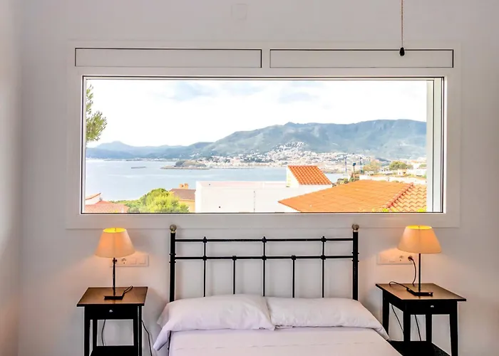 Cap Ras 01 - Con Terraza Y Vistas * Gerona